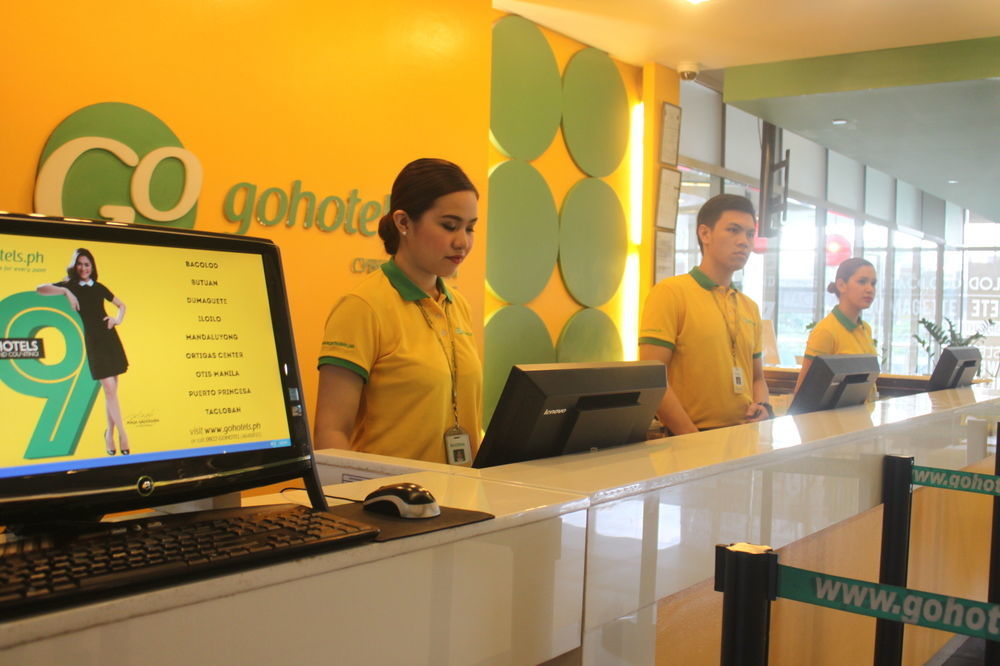 Go Hotels Plus Mandaluyong Exterior photo