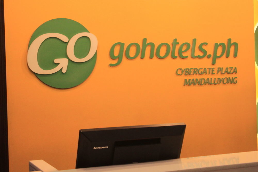 Go Hotels Plus Mandaluyong Manila Exterior photo