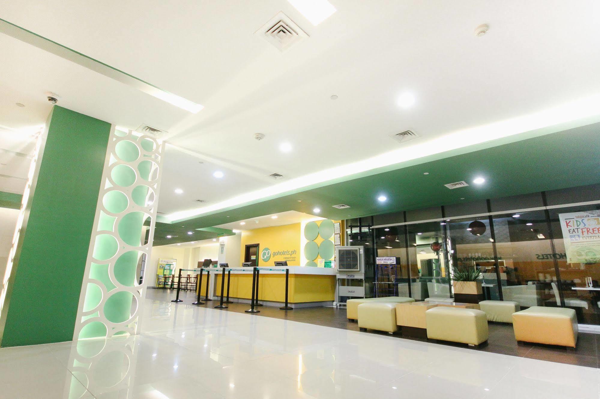 Go Hotels Plus Mandaluyong Manila Exterior photo